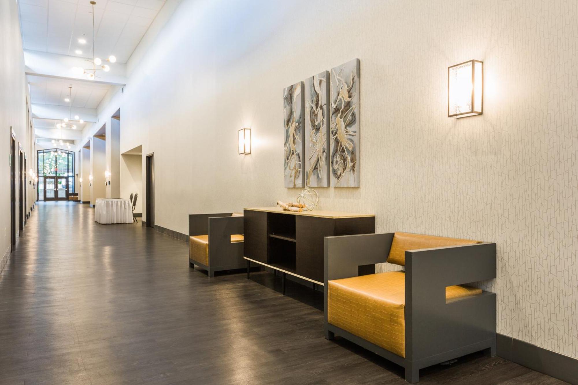 Candlewood Suites - Roanoke Airport Exterior photo